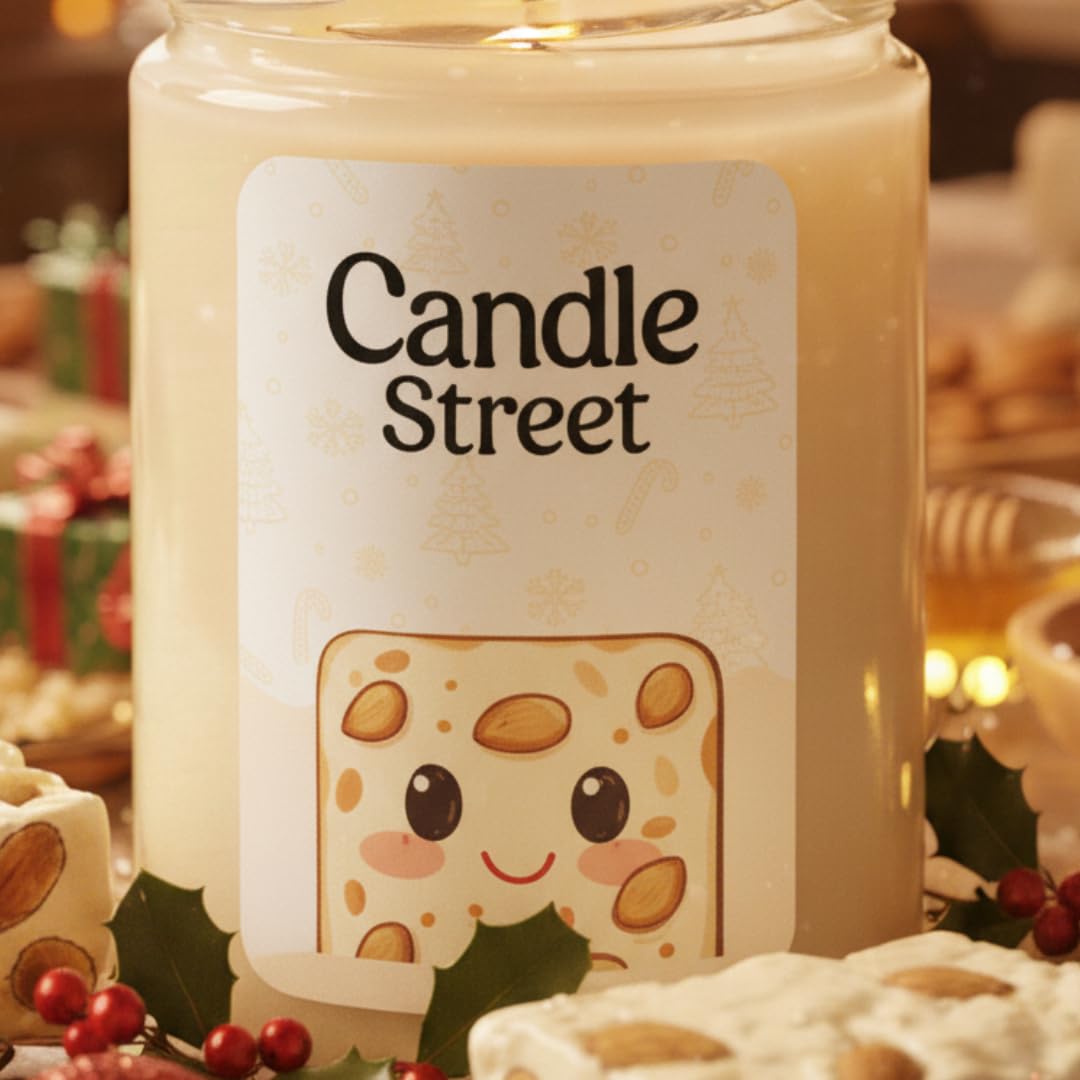 Candle Street – Duftkerze Nougat 500 g | Haselnuss, Mandel und Honig | Kollektion Süße Weihnachten | Große Kerze im Glas, 120 Stunden Brenndauer, perfektes Geschenk für Weihnachten