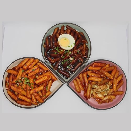Miniatura 9 de Yopokki Instant Halal Tteokbokki Pack (Hot Spicy, Pack de 2) Comida callejera coreana con salsa picante dulce y picante Topokki Rice Cake - Rápido y