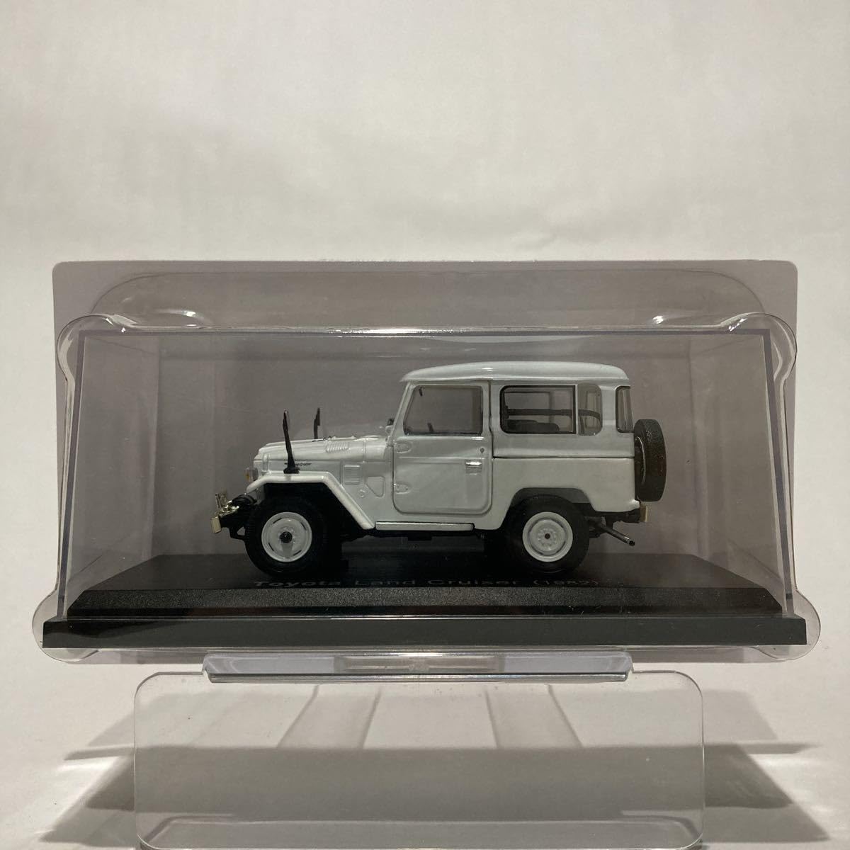 国産名車コレクション　トヨタランドクルーザー1982 新品 1/43 アシェット 国産名車コレクション トヨタ