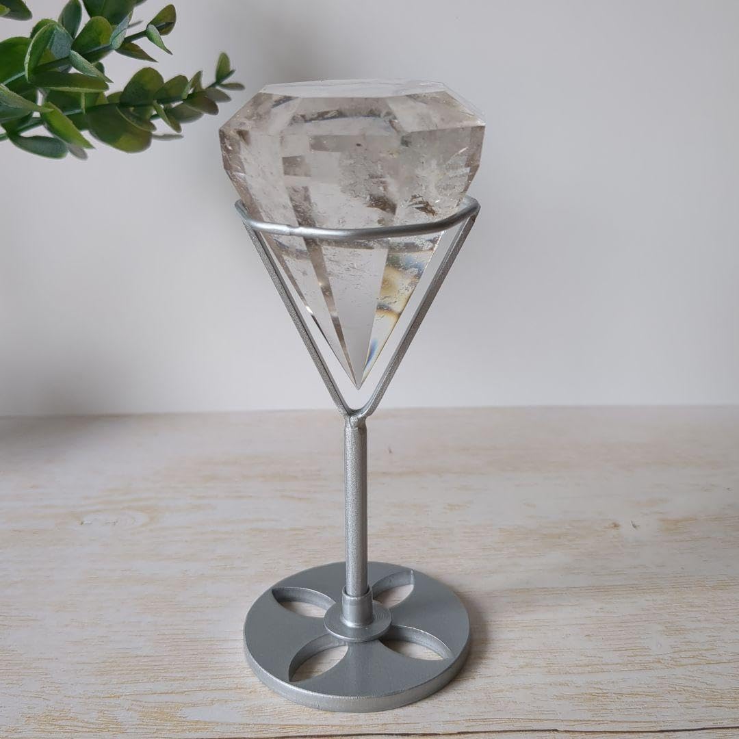 高品質　透明　虹入　クリアクォーツ　ダイアモンド　スタンド付 Amazon.co.jp: 水晶 クリアクォーツ ダイヤモンドカット 虹入り 特注