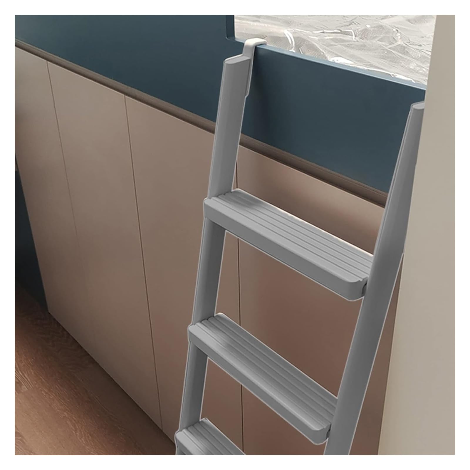 Escalera Ajustable para literas de Autocaravana de 1,5 m, Ideal para Apartamentos Tipo Loft y literas Superiores, Uso Interior, Acabado Plateado con Ganchos de Seguridad.