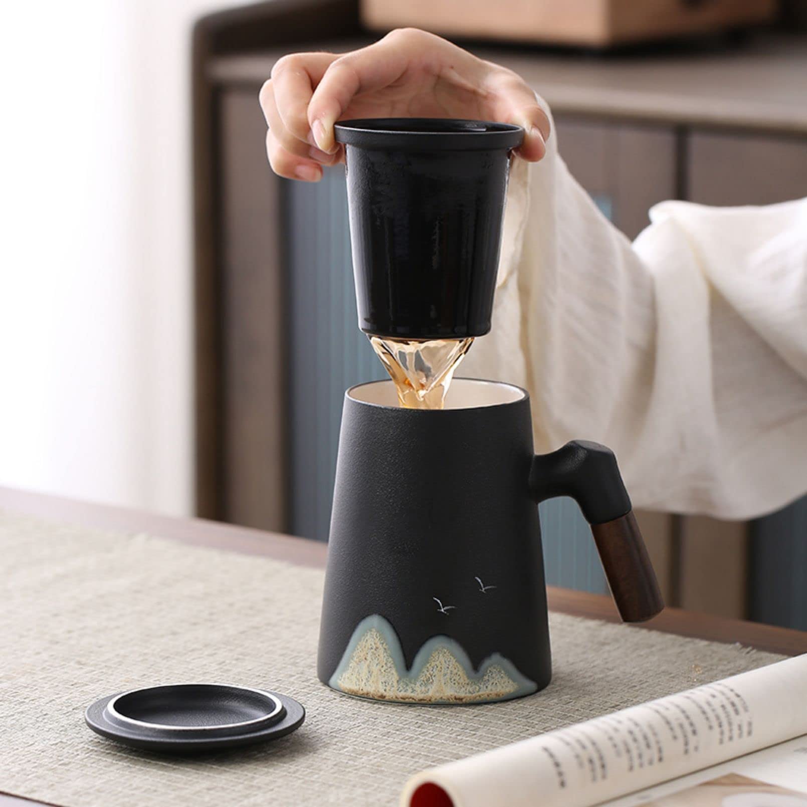 Tazze Tazza in Ceramica da 450 ml con Coperchio e infusore per tè, Tazza da tè con Coperchio per separare Le Foglie di tè, Perfetta per preparare Il tè (Bianco)
