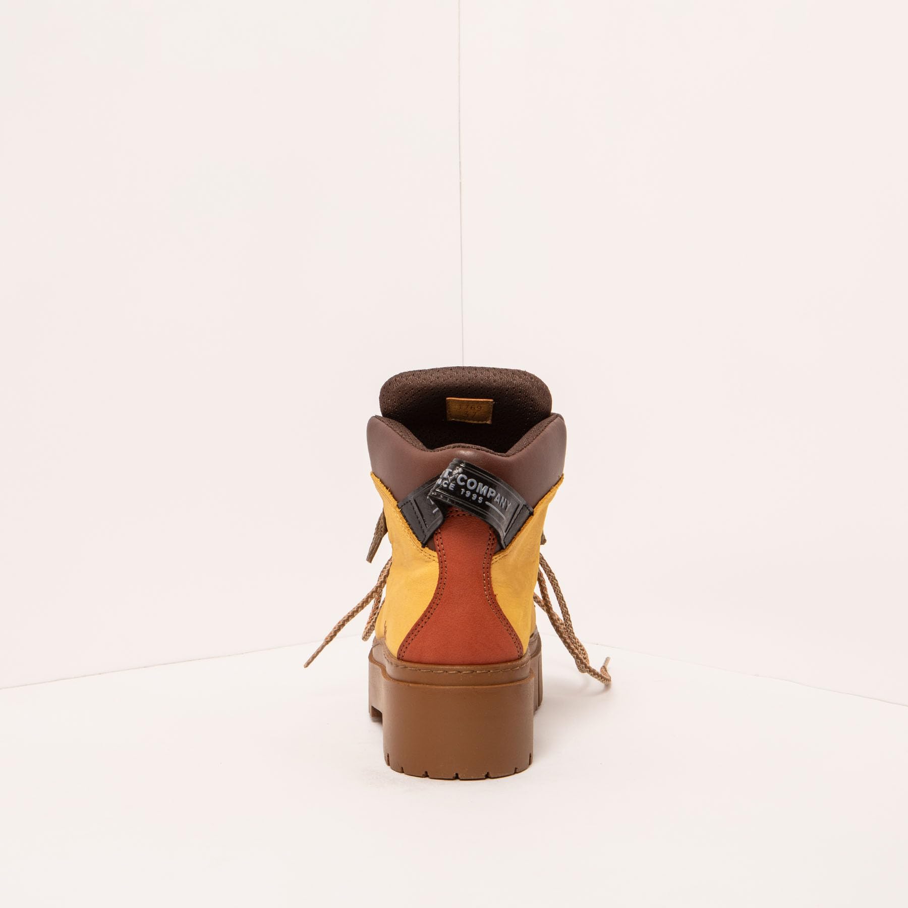 ART 1769 Leeds BotasMujer