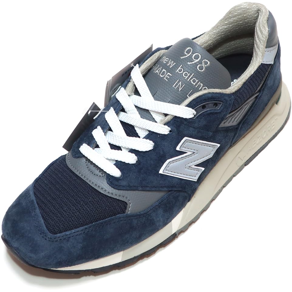 ネイビー Vネック ボタン付きスーツ Mサイズ(ニューバランス) ネイビー Vネック ボタン付きスーツ Mサイズ(ニューバランス) ネイビー