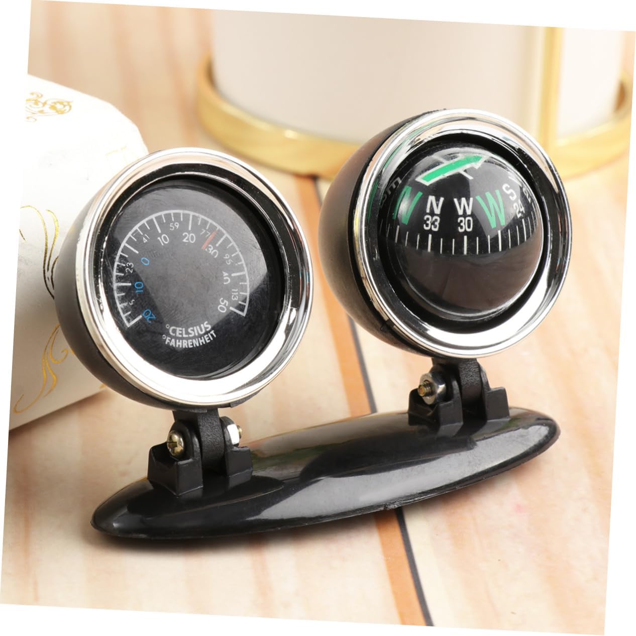 Car Compass and Thermometer Dashboard Guide Ball Direction Indicator Car Ornaments Accurate Readout Auto Accessories