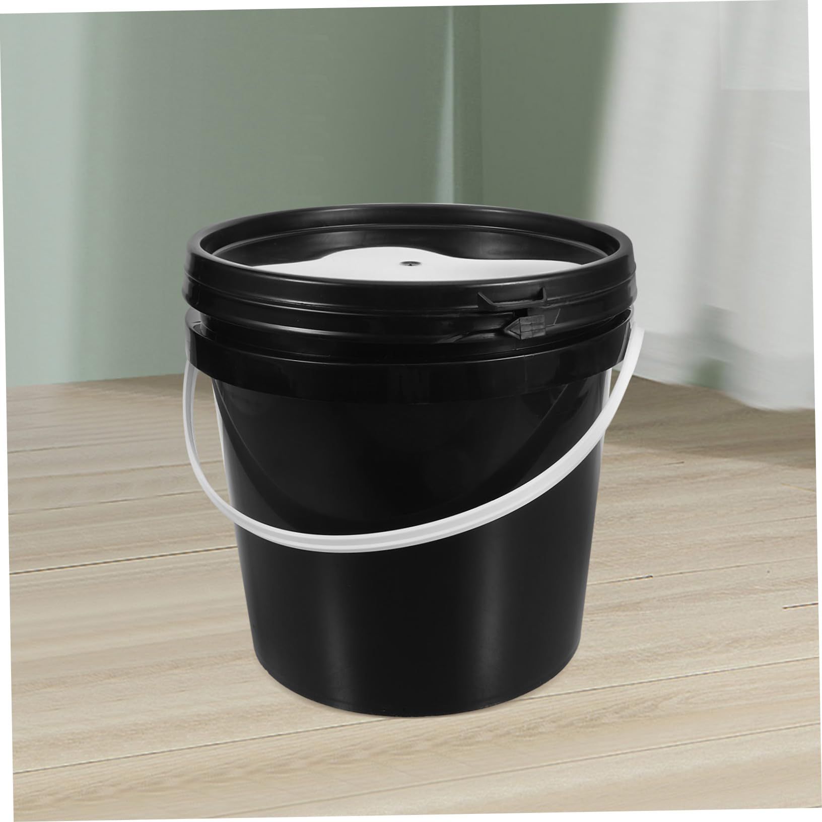 DOITOOL Seau de Peinture Bucket Noir en Plastique Léger de 2l avec Couvercle, pour Rangement Peinture et Usage Domestique Polyvalent