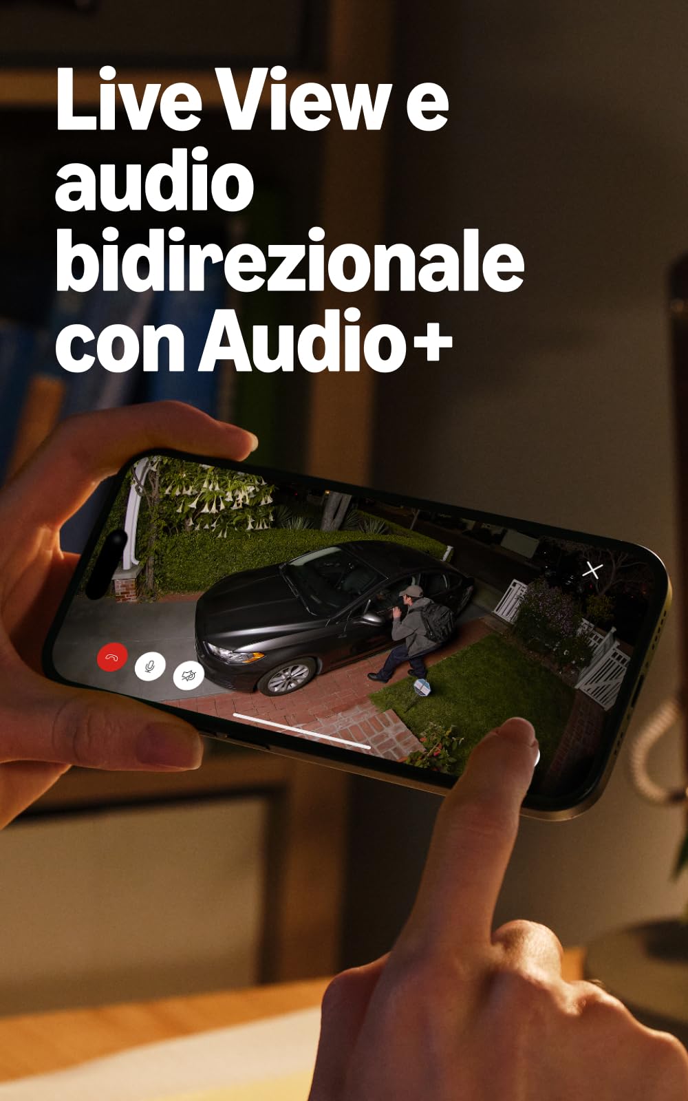 Ring videocamera Pro con faretti (Spotlight Cam Pro, ultimo modello) plug-in | Videocamera di sicurezza per esterni | Retinal 4K, Zoom 10x, 600 lumen | Prova gratuita di 30 giorni del piano Ring