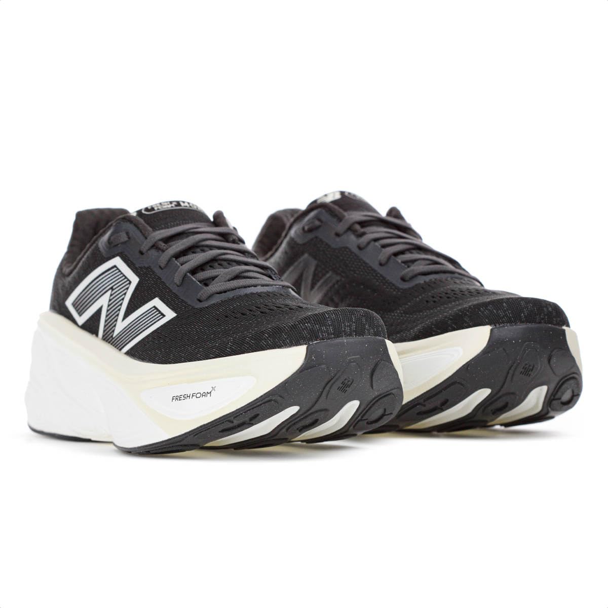 New Balance Mężczyźni Fresh Foam X More v5Adidasy