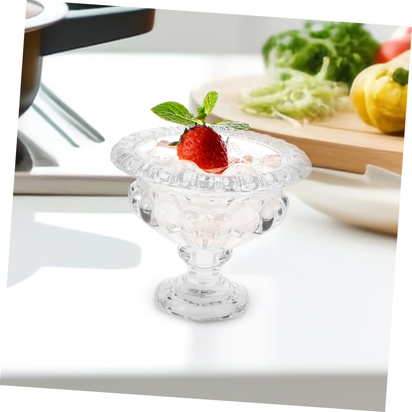 VILLCASE Sommer Dessertbecher mit Fuß aus Glas Elegante Parfait Eisbecher für Kühle Getränke und Dessertschalen im Europäischen Stil für Essbereich und Gesellige Runden