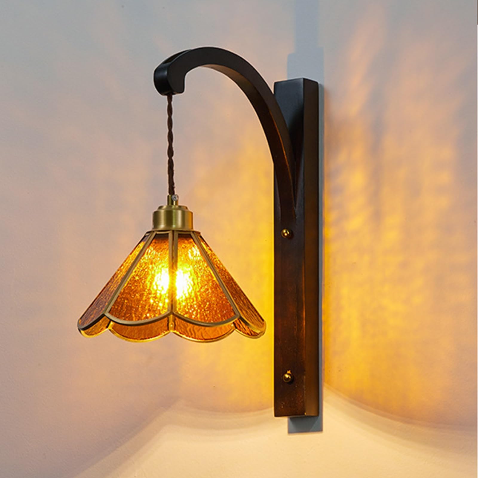 SXWNBIFH Amber Glass Wall Sconce, Retro Style Wall Lamp with Curved Wood Arm, E27 Hardwired Vintage Wall Mounted Light Fixture for Bedroom, Living Room, Cafe Decor(Walnut)