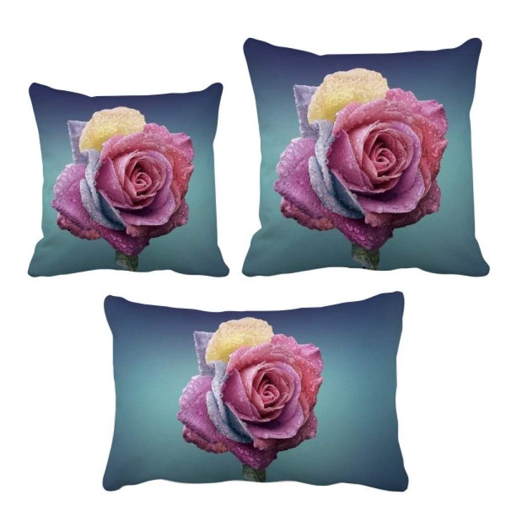 Coussin de canapé floral rose foncé pour cocooning et ambiance de salon chaleureuse