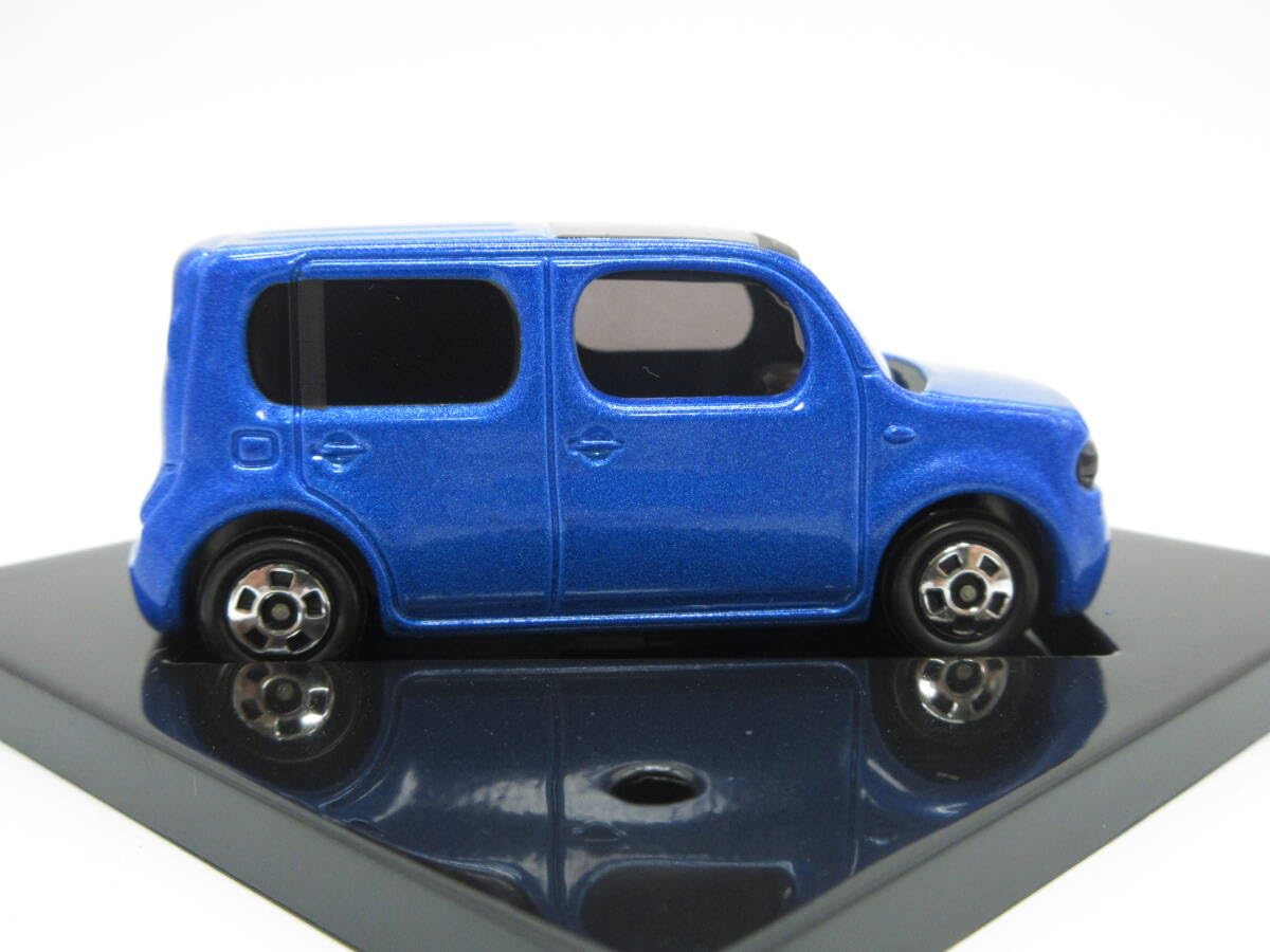 Amazon.co.jp: トミカ 日産 キューブ CUBE Z12 ディーラー特注 非売品
