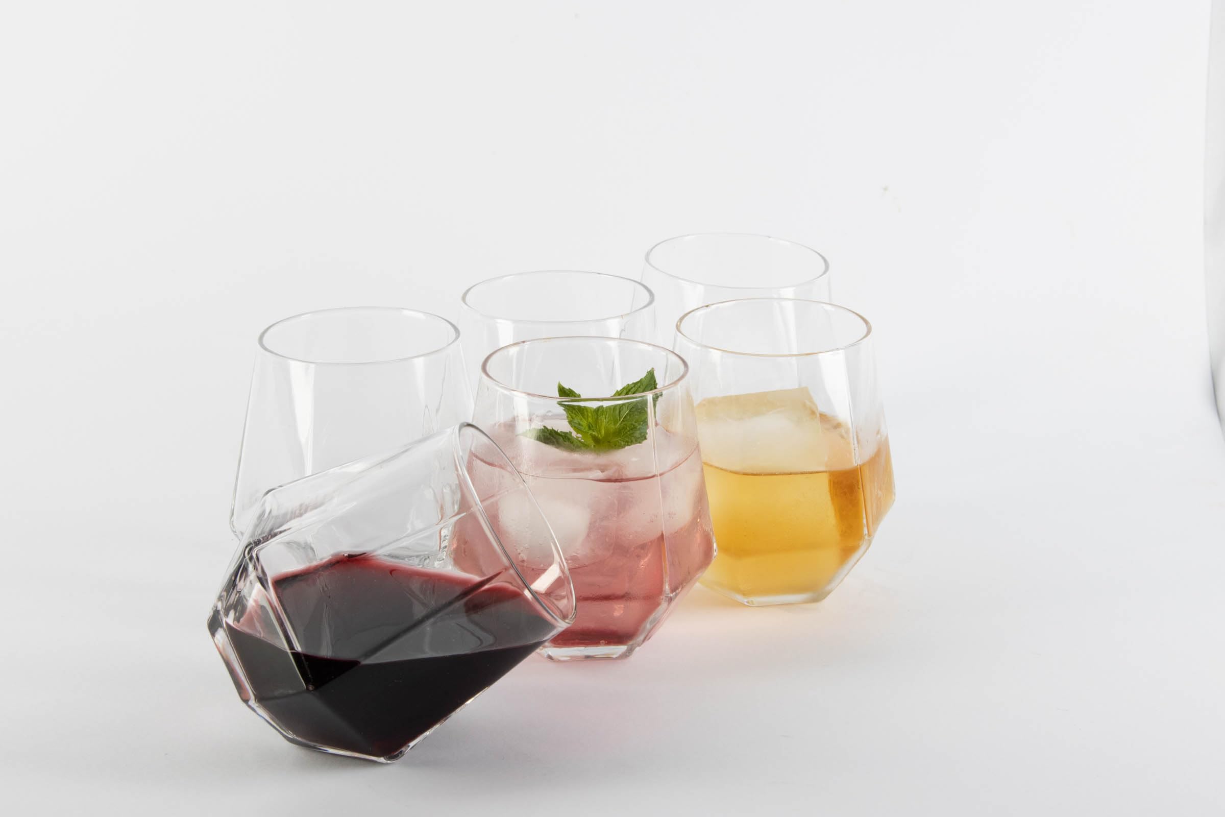 Juego de 6 copas de vino hexagonales sin tallo, elegantes de 10.5 onzas, duraderas, aptas para lavavajillas, diseño a prueba de derrames, perfectas para vino, cócteles, whisky, uso diario, cenas y