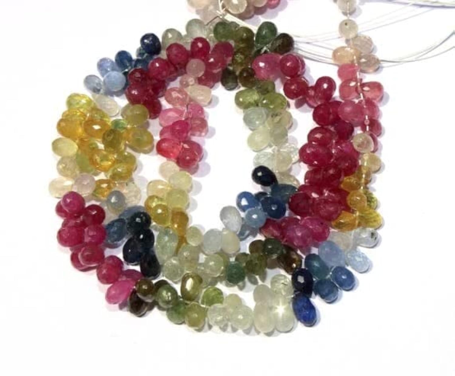 Saphir naturel multicolore facetté contre les faux minéraux pour bijoux artisanaux durables