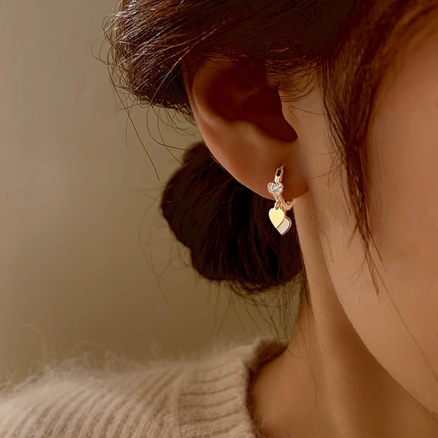 925 Sterling Silver Dainty Heart Huggie Hoop Earrings for Women Cute Dangle Drop Earring 14K Gold Plated Heart Pendant Circle Earring to Daughter Mom Graduation Wedding Jewelry Gifts