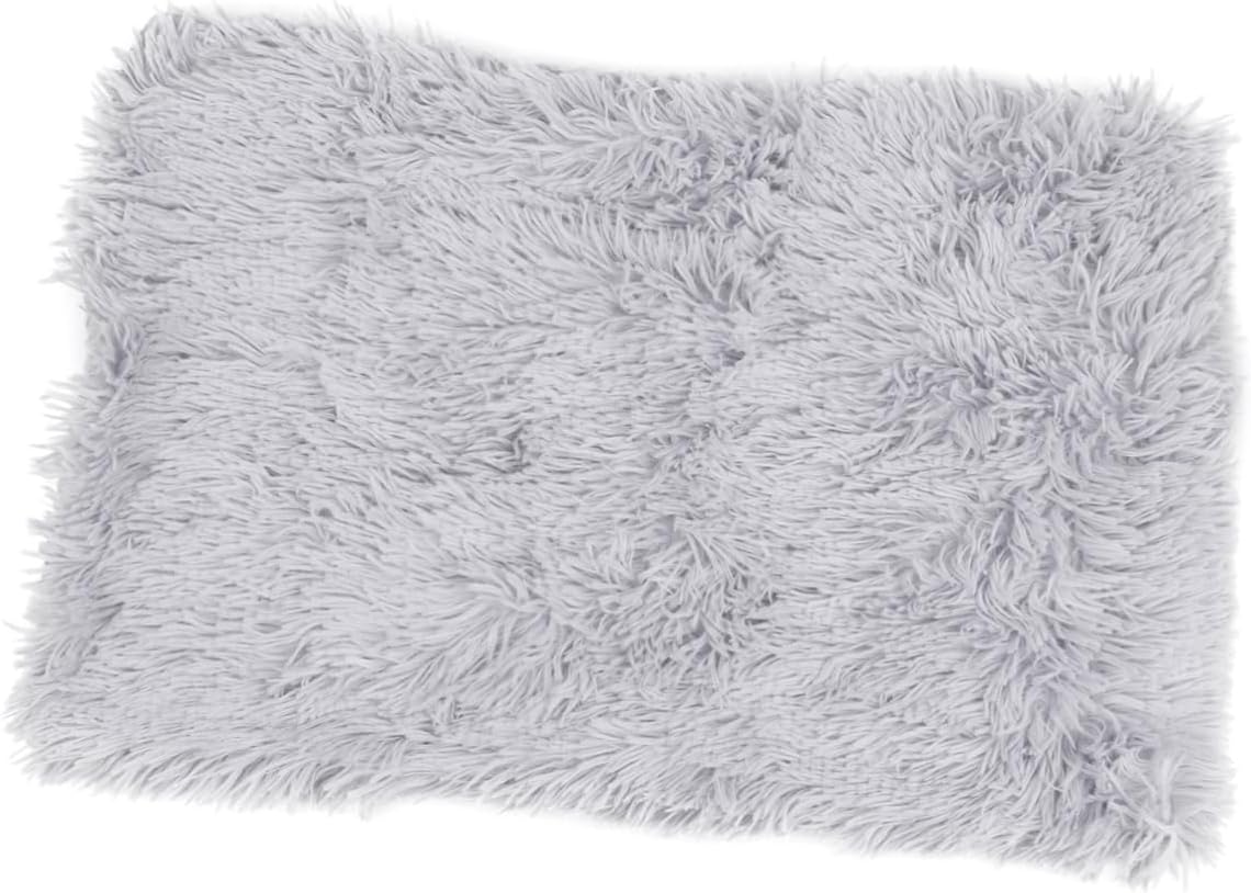 1pc Comfortable Plush Pets Blanket Warm Fleece Dog and Cat Sleep Mat Material Light Grey for and Autumn Use