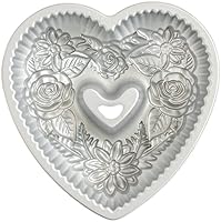Vista 6 de Nordic Ware Wildflower Heart Bundt, 6 tazas, caramelo