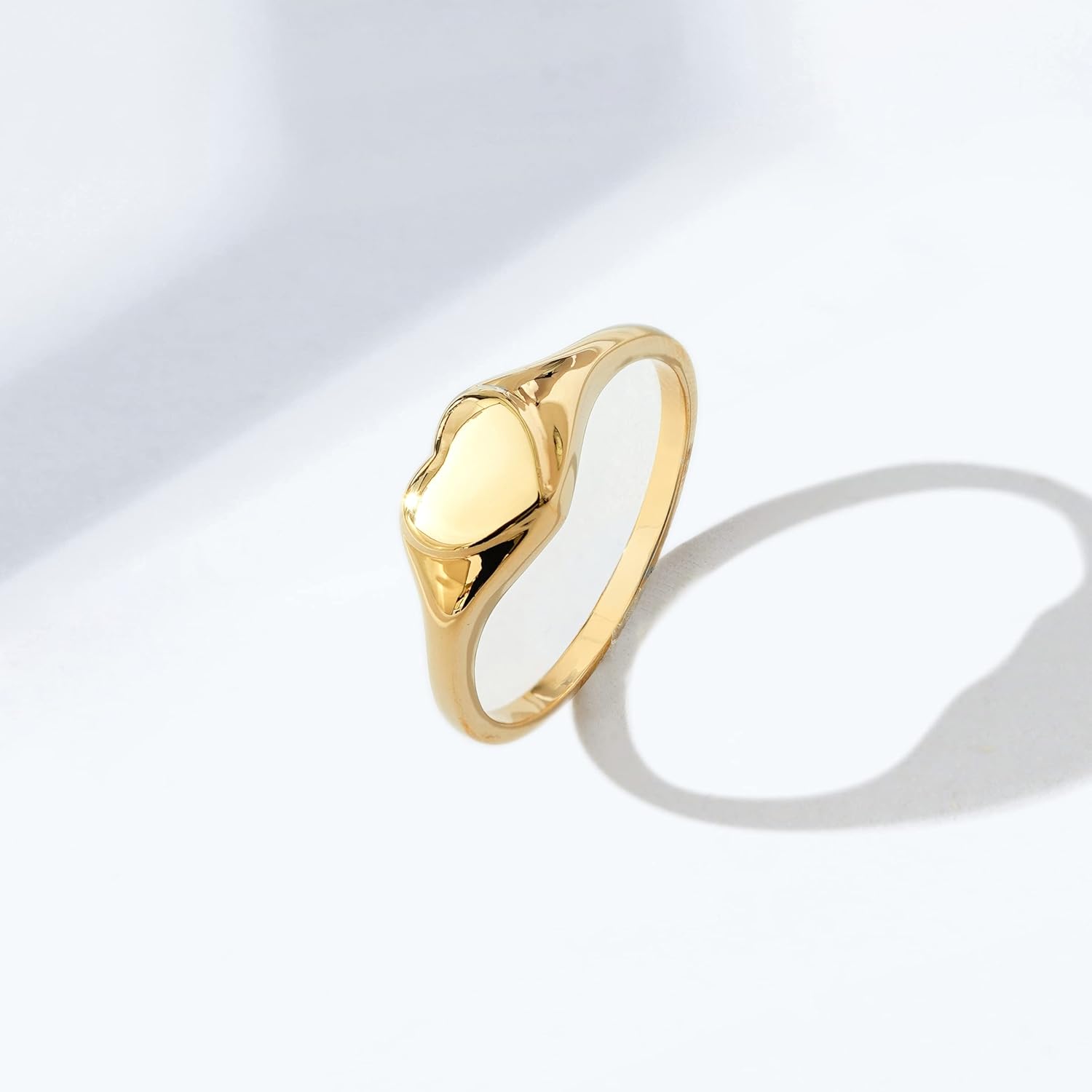 Amazon Essentials 14K Plated Sterling Silver Round Signet Ring - Image 3