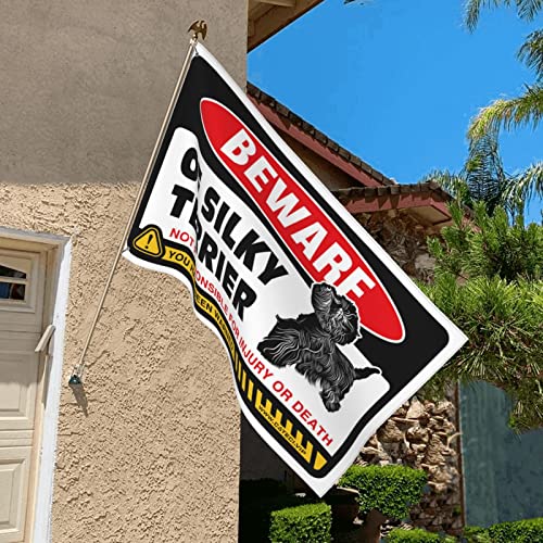 Drapeau de terrier soyeux idéal pour couvrir un grand mur vide de dortoir - 4