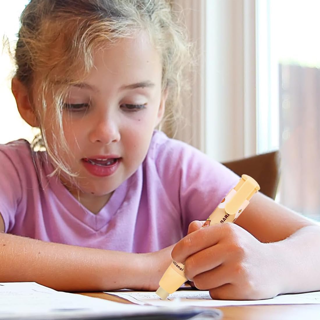 6 Pezzi Gomme da Cancellare a Forma di Penna, Capibara Regalini Fine Festa Compleanno Bambini, Capibara Gomme Retrattili con Motivi Cartoneschi, Ideale Gadget Compleanno Bambini