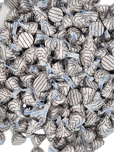 Hershey Kisses Hugs Milk Chocolate With White Creme Candy, Individually Wrapped Candy, 2 Lbs / 32 Oz