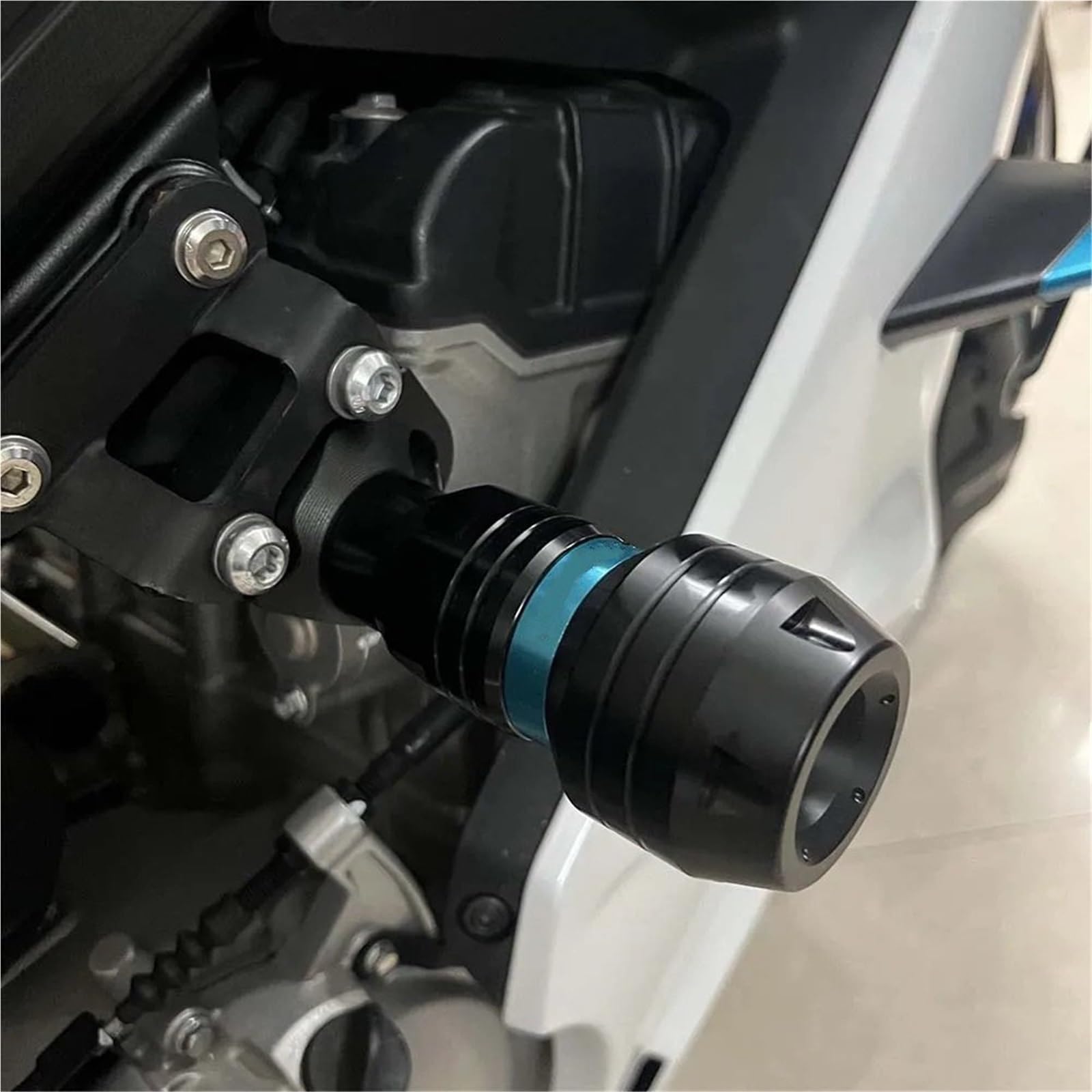 Przednie tylne koło oś widelca suwaki Pasuje do Cfmoto 675SR-R 675SR 675 SR 675SR R 675NK rama motocykla suwak osłona przed uderzeniem awaria silnika(C 675SR-R)