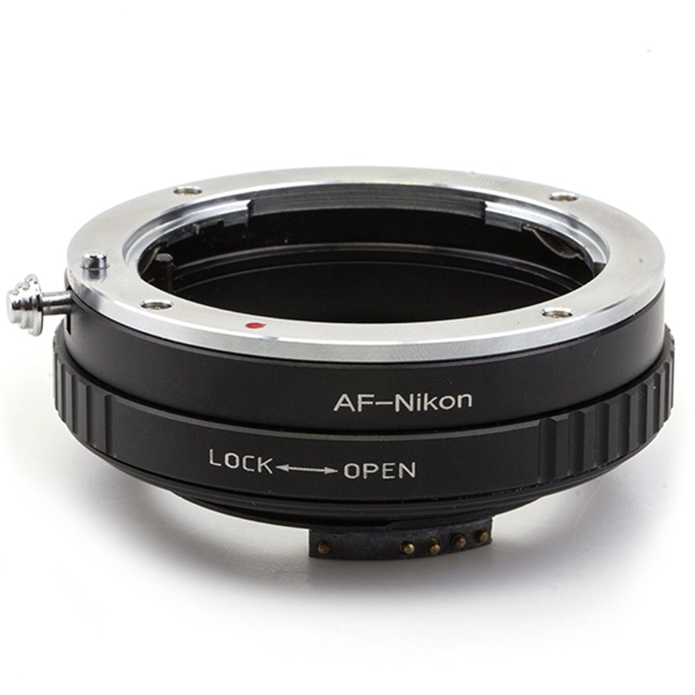 ニコン Nikon D7100➕18-135mmレンズ➕スマホ転送アダプター付き ニコン Nikon D7100➕18-135mmレンズ➕スマホ転送アダプター付き