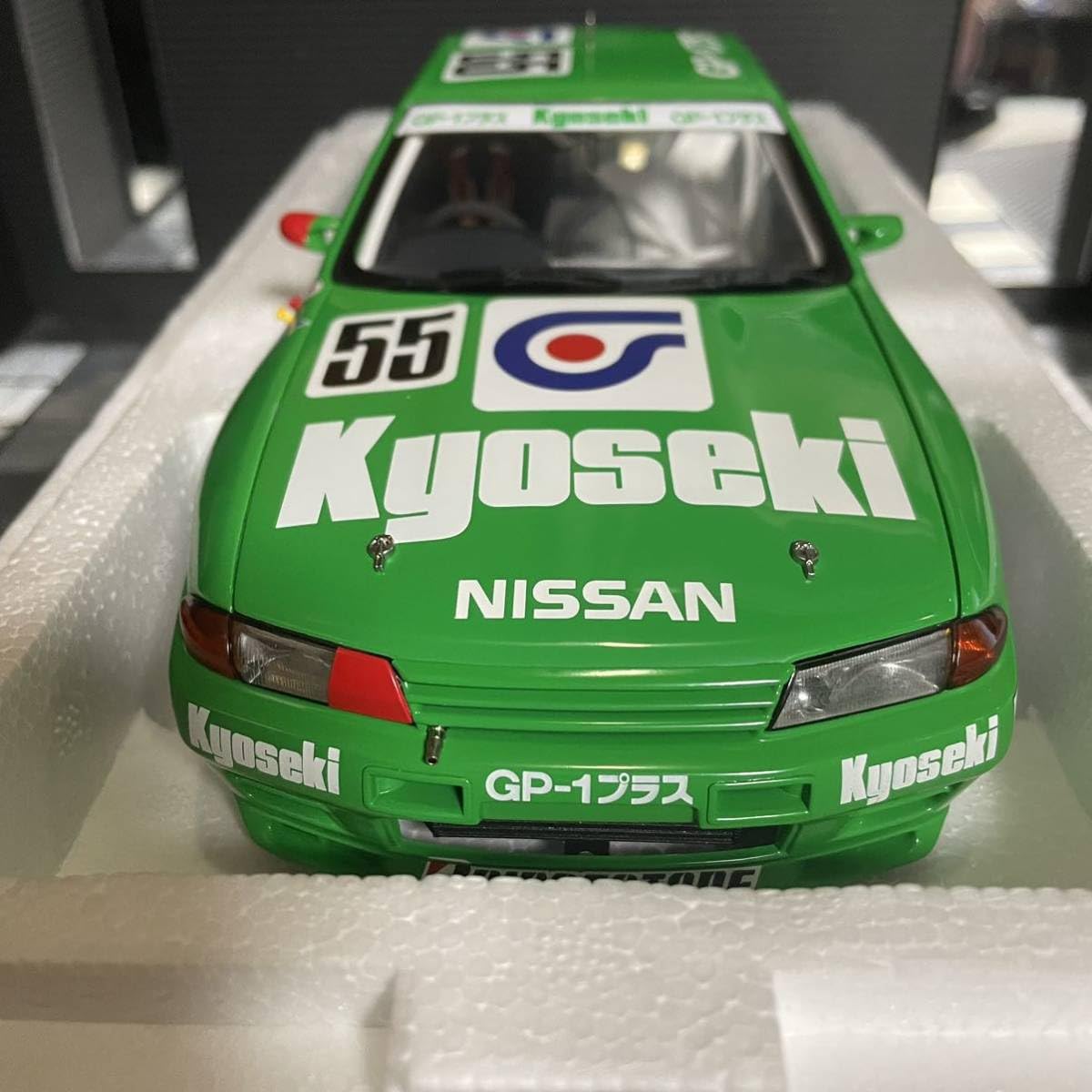 絶版　オートアート　スカイライン　R32 GT−R　共石 Amazon.co.jp: 絶版 品 オートアート 1/18 スカイライン GT-R