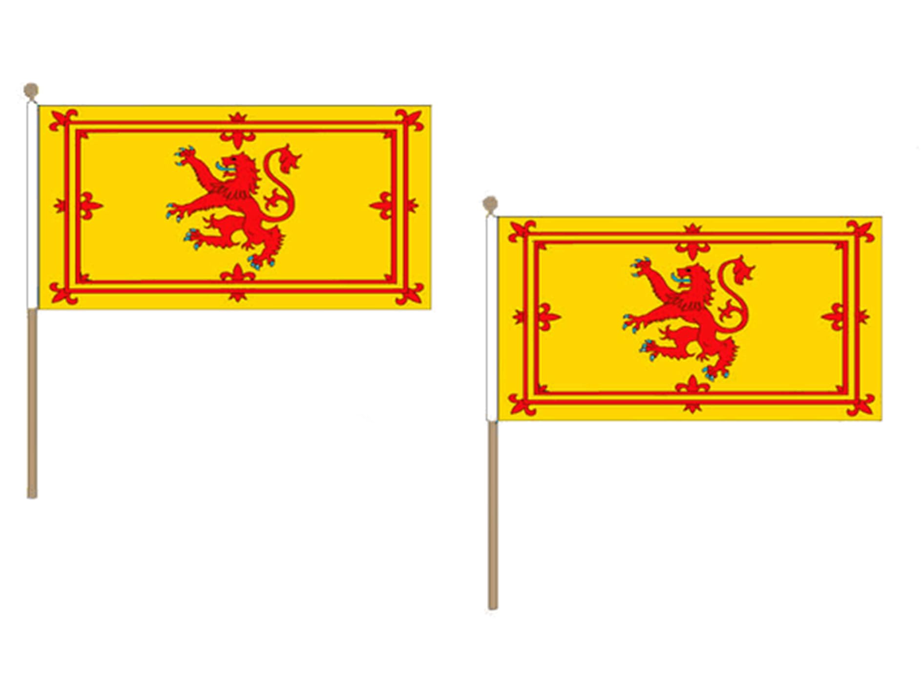 Drapeau Ecosse Royal 45x30cm HAMPE en bois aux finitions traditionnelles