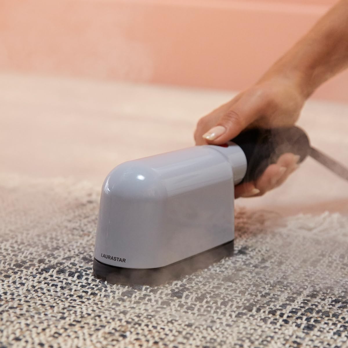 Laurastar IZZI Steamer 2-in-1: Leistungsstarker Dampfglätter & Textilpflegegerät, DMS-Dampf 150 °C, 3,5 bar, 2000 W, Glättet, Auffrischt und Belebt Alle Stoffe
