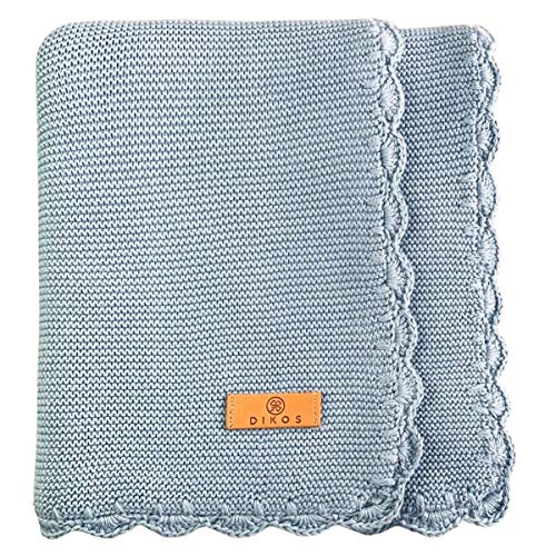 DIKOS® Premium Babydecke 100% Bio Baumwolle mit Handarbeit-Häkelsaum blau...