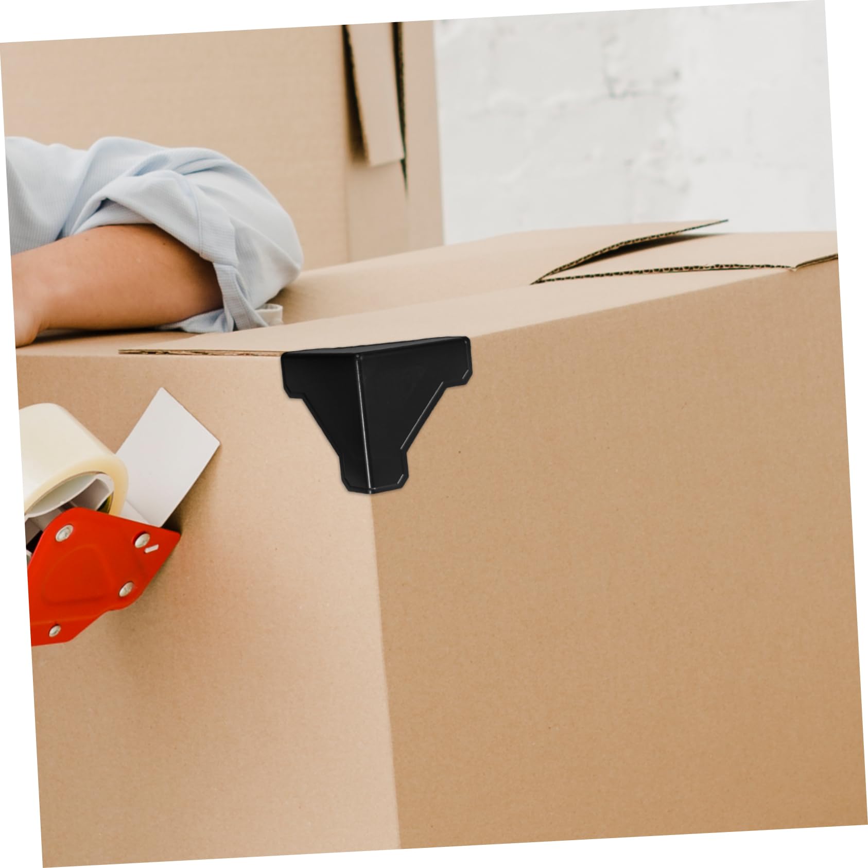 Outanaya 100Pcs Carton Packing Corner Protectors Durable Furniture Edge Guards for Safe Shipping Lightweight and Reusable Packaging Corner Guards Suitable for Boxes and Cabinets