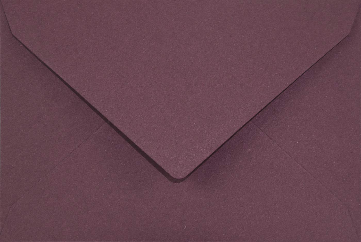 Netuno 100 mini purple coloured envelopes DIN C7 85x120mm 3.19x4.49 inches 115gsm Sirio Color Vino gummed pointed flap no window for invitations card money coins gift seeds jewellery buttons vignettes — image 1