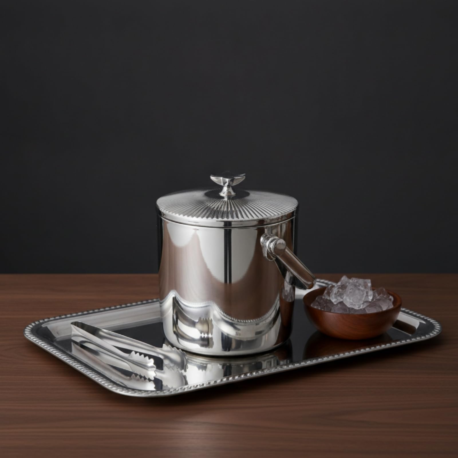 Amagogo Cubo de Hielo Doble Capa Cubo Balde Contenedor con Aislamiento y Tapa con Relieve Acero Inoxidable 304 Portátil y Ligero Adecuado para Restaurantes Reuniones Familiares Terrazas 15cmx18.5cm