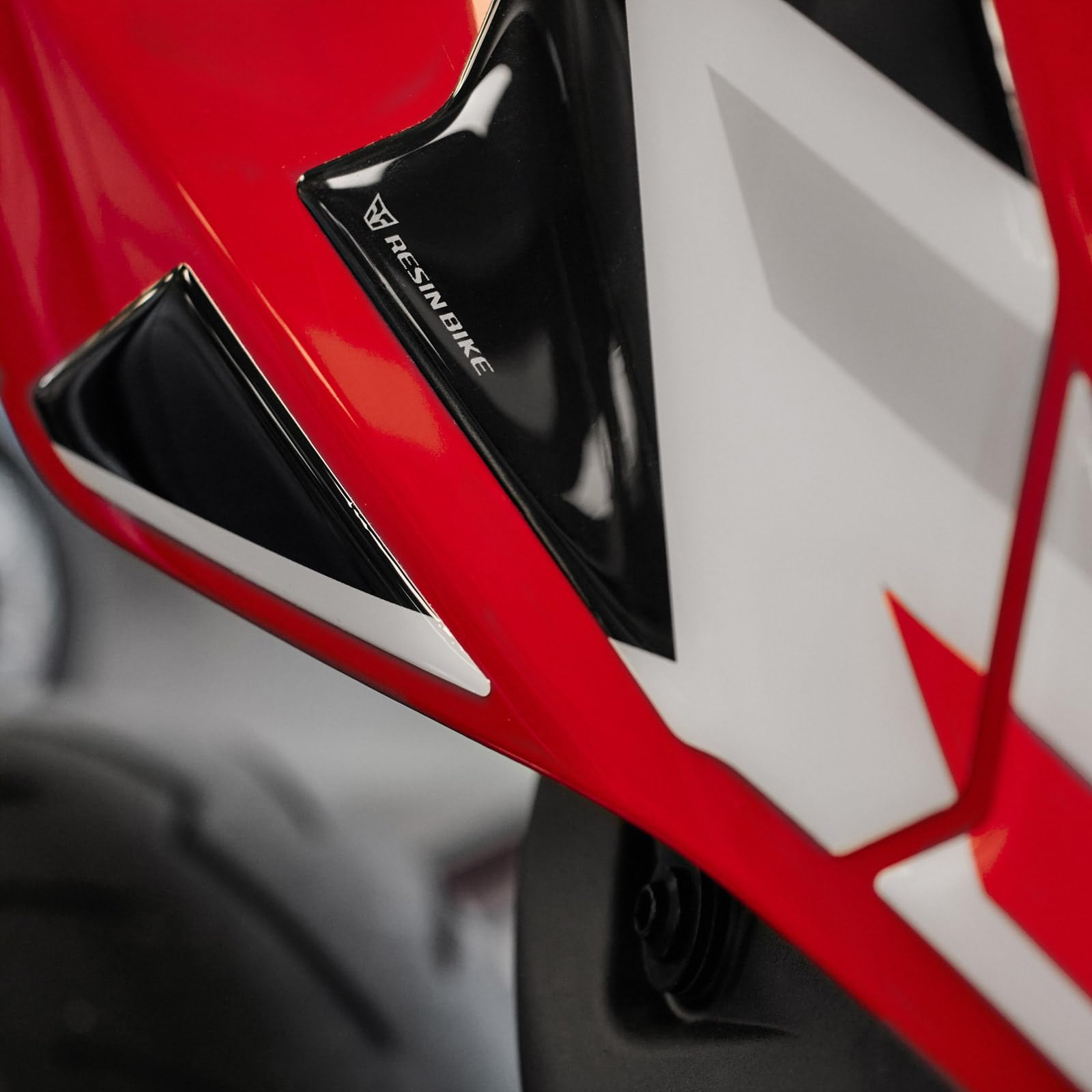 Resin Bike Tankdeckel-Aufkleber Für Ducati Hypermotard 698 RVE Mono 2024 – 3D Harz, Made In Italy