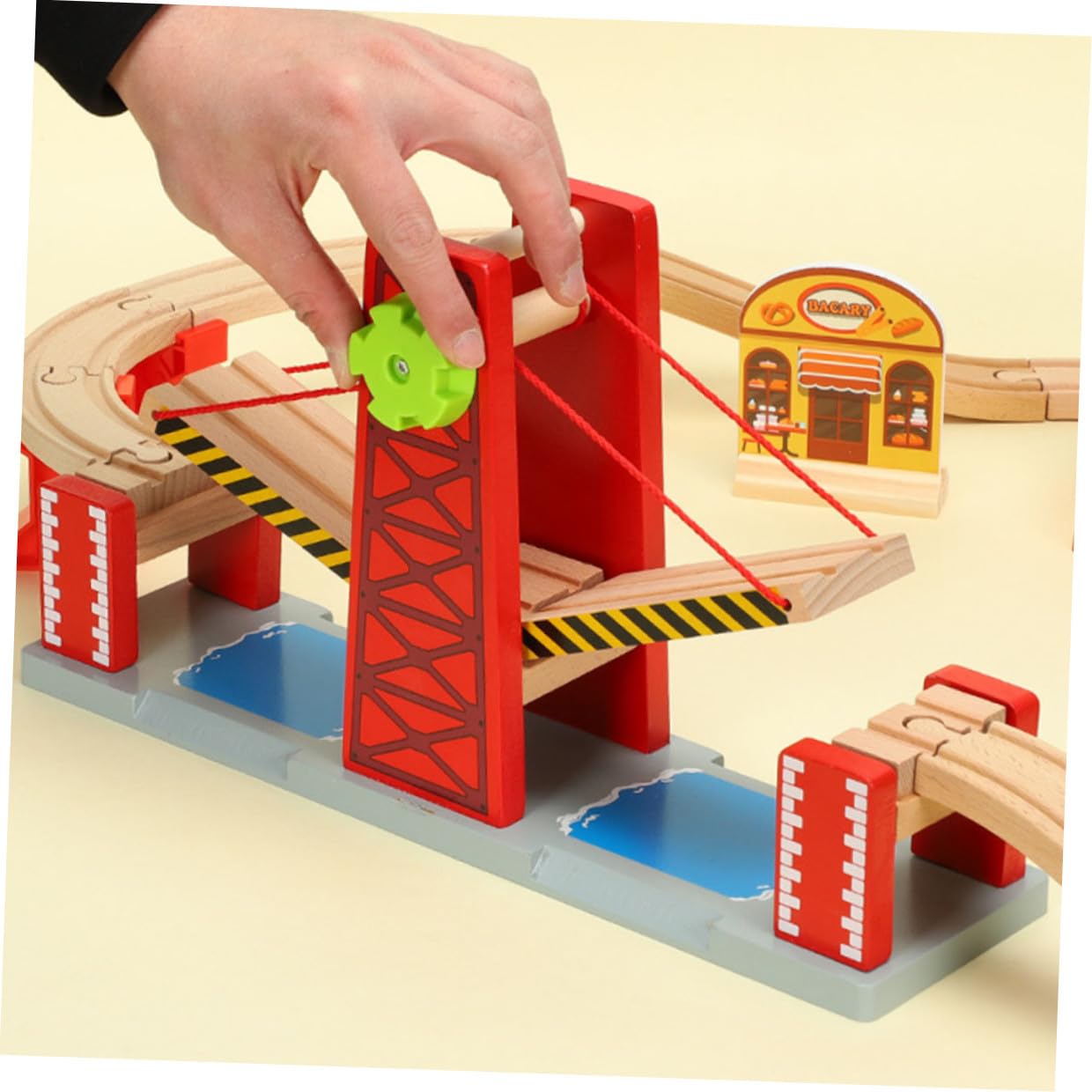 ifundom Ponte Levatoio Giocattolo in Legno, Compatibile Treni | Rosso, Plastico e Legno, Pista Facile da Montare, per Ragazzo Ragazza e Toddler, Natale e Stagione Festiva