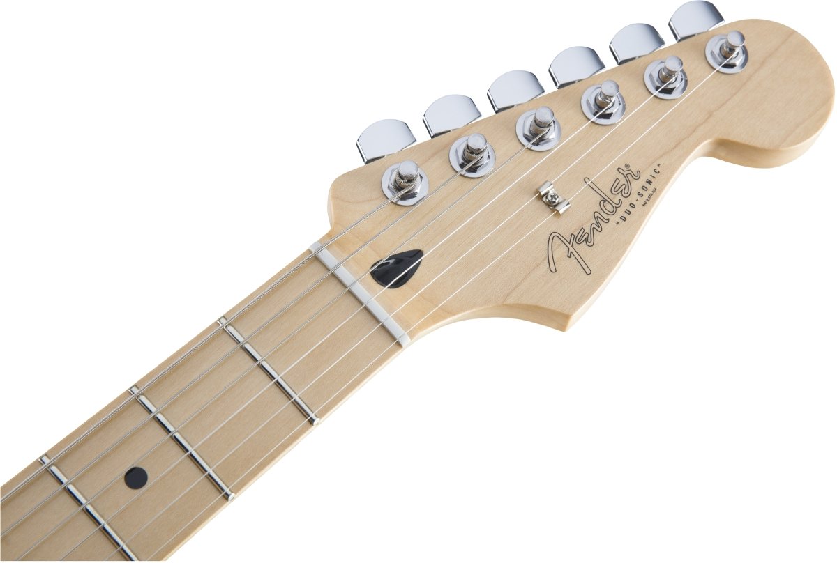 Fender　フェンダー DUO SONIC エレキギター 1996-1997 Fender Duo Sonic 1996年製買取りました。デジマートにて