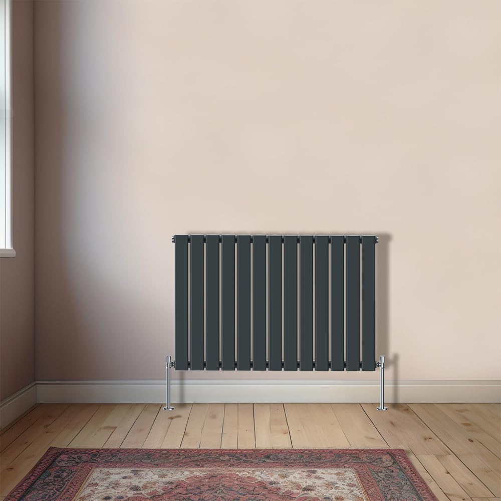 Chauffage central anthracite NRG pour une salle de bain moderne