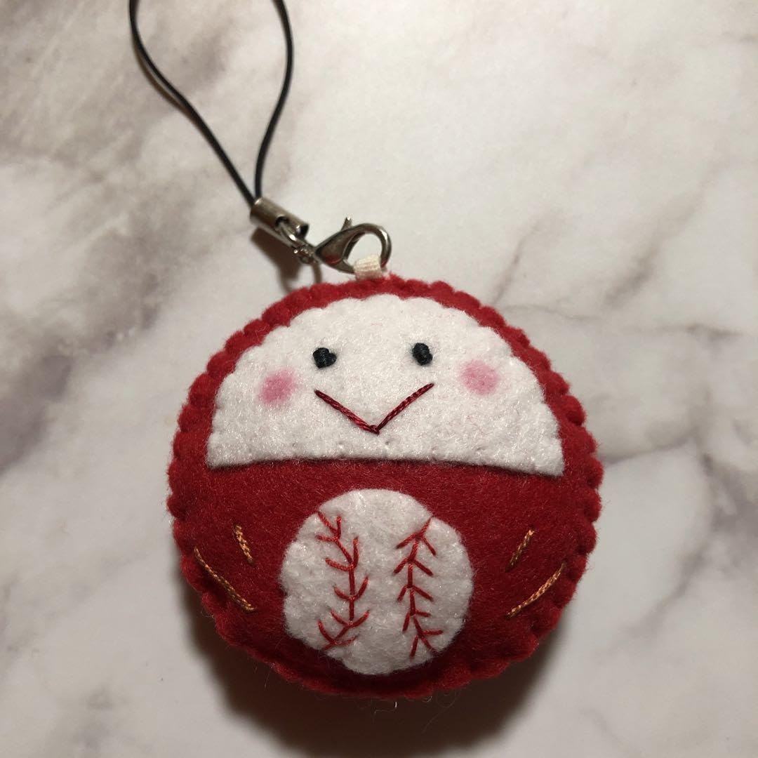 野球ボール＆だるまお守り　ハンドメイド　フェルト ボール だるま 野球 部活 必勝 フェルト ハンドメイド 手作り