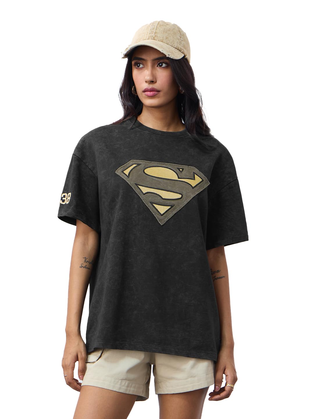 Superman: Dark Logo Women and Girls Short Sleeves Round Neck Black Embellished Cotton Oversized T-Shirts-image-4
