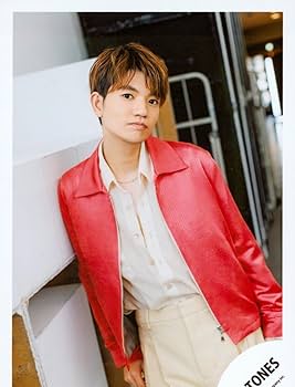 SixTONES 公式生写真 280枚～ Amazon.co.jp: Six TONES 公式 生 写真（高地優吾）ST01506 : おもちゃ