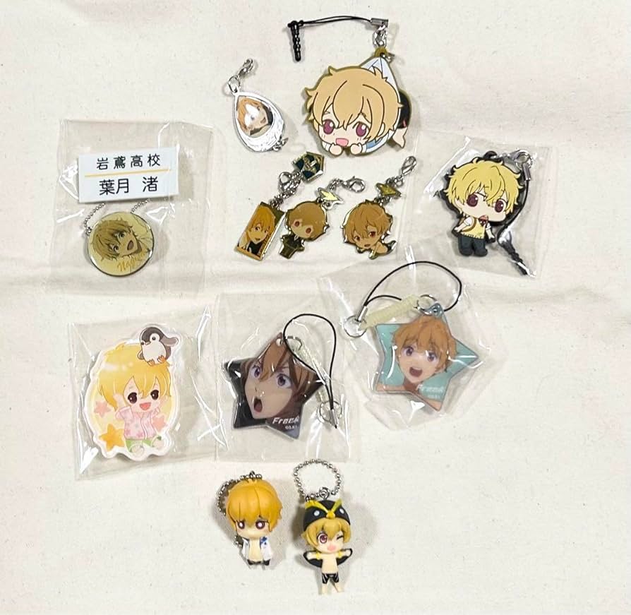 Free! 葉月渚　缶バッジ　アクスタ　キーホルダー　セット Free! 葉月渚 缶バッジ アクスタ キーホルダー セット - メルカリ