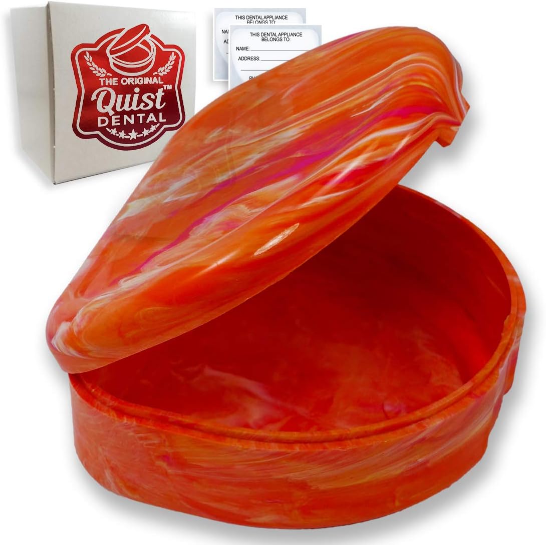 QUIST (TM) Orthodontic Retainer Case (Orange)