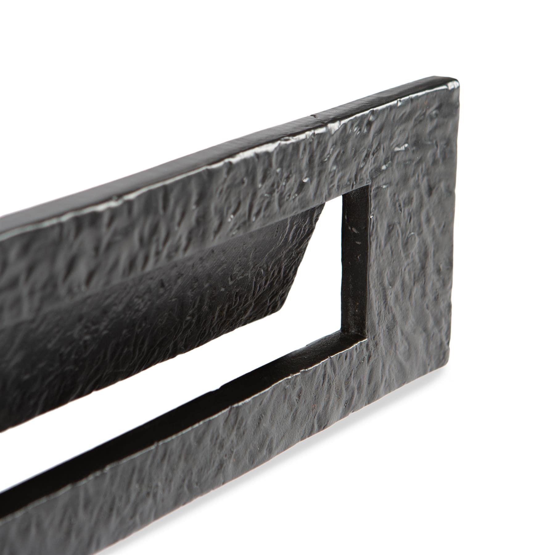 Placa de letra rústica de 340 mm x 100 mm - Caja postal de la puerta delantera antigua de hierro fundido - por Hammer & Tongs
