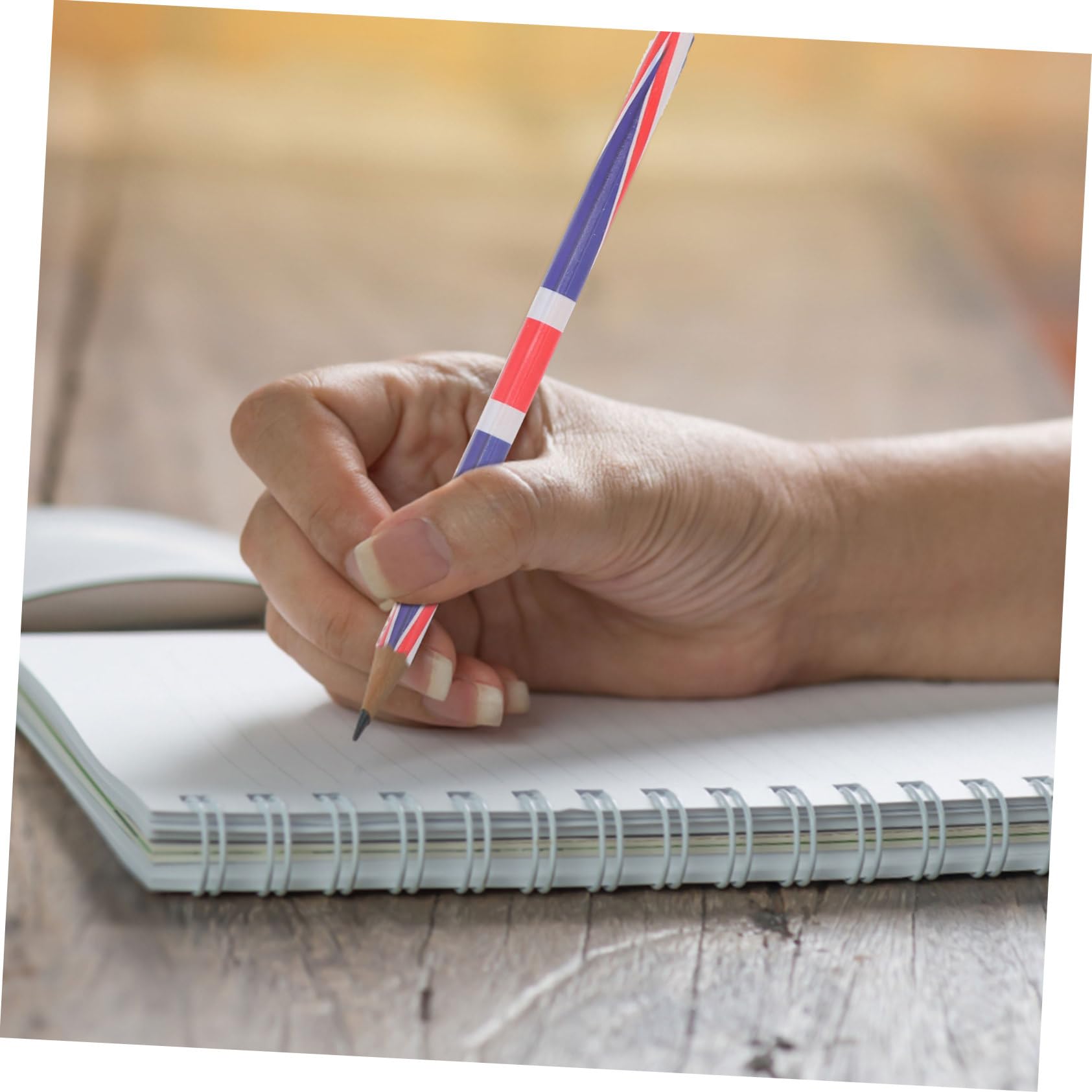 DOITOOL Pack de 60 Lápices de Madera Diseño Colorido, Prácticos y Compactos para Fiestas y Ocasiones Obsequios, Ideales para Estudiantes y Pintores