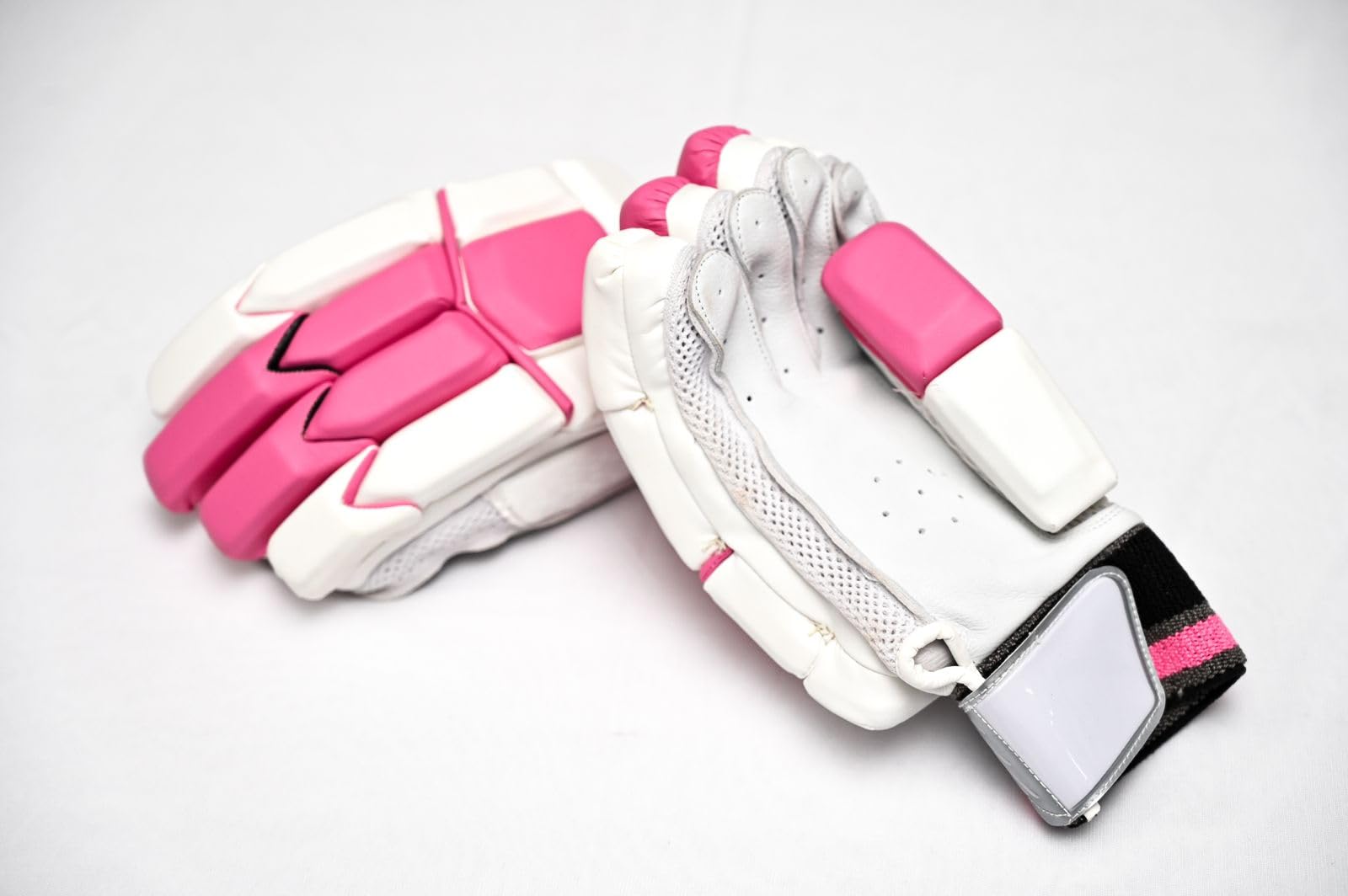 See full amazon price history chart for CRICKETLY Armour-GX5 (3.0) | Cricket Batting Gloves | Multi Color (Pink-Black, Medium, Right) CRICKETLY Armour-GX5 (3.0) | Cricket Batting Gloves | Multi Color (Pink-Black, Medium, Right) (B0D35VLB69) Amazon Price History, Amazon Price Tracker