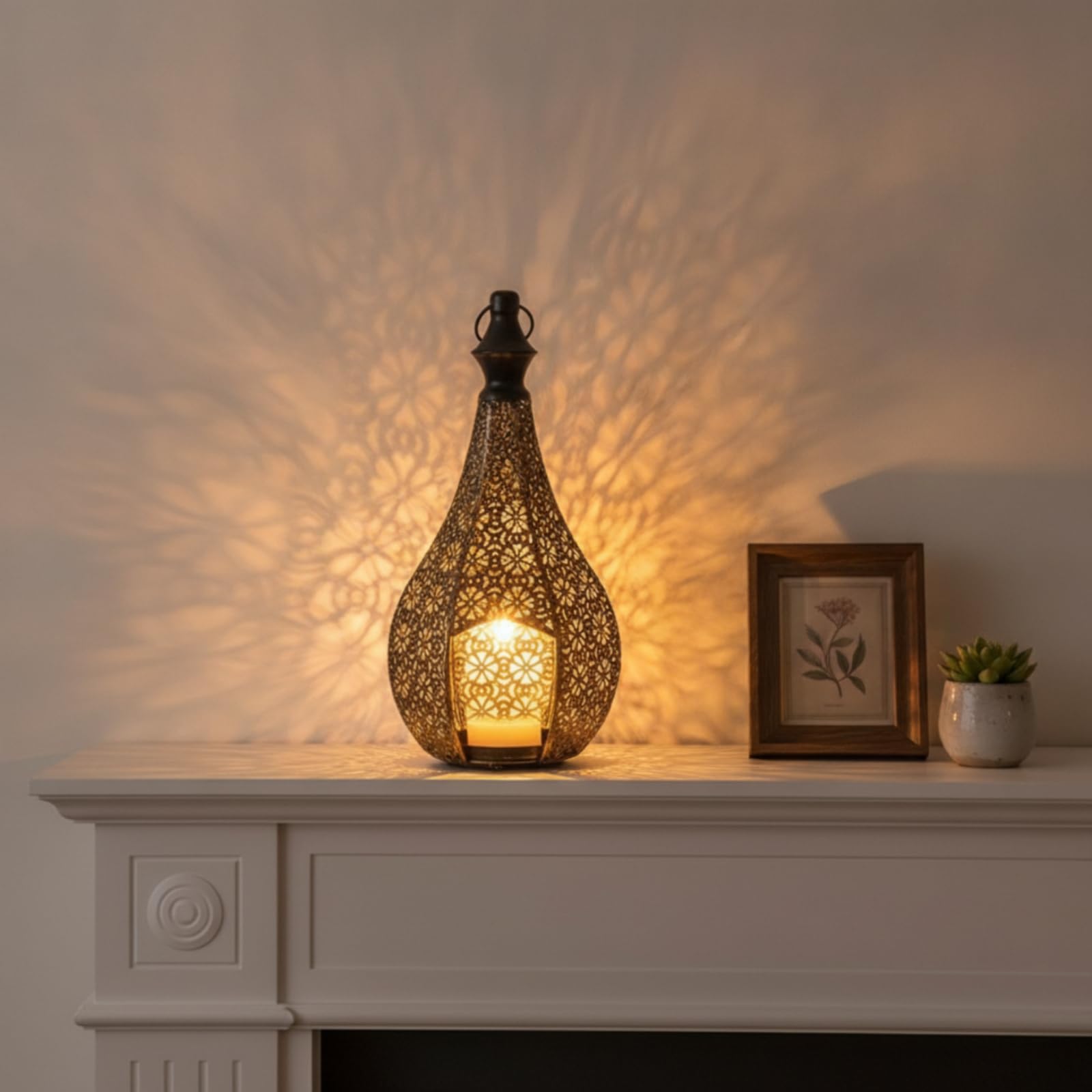 Portacandele Decorativo Lanterna Nordafricana con Motivo Traforato Facilità di Inserimento Candela Trasportabile con Manico Adatto per Tavolo Atmosfera Accogliente, Stile DLZT-5-2