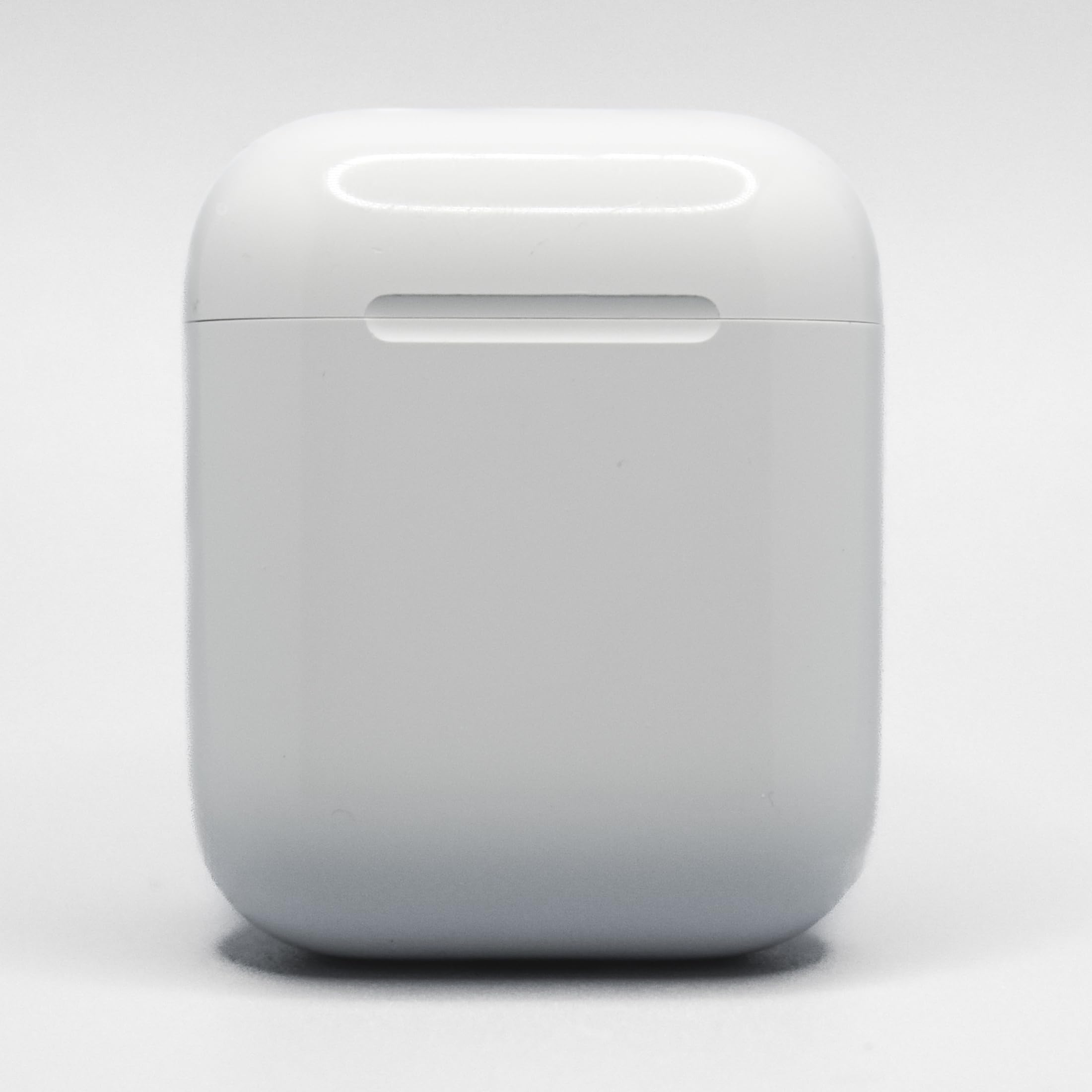 Amazon.com: Apple AirPods 2 - Replacement Charging Case (A1602