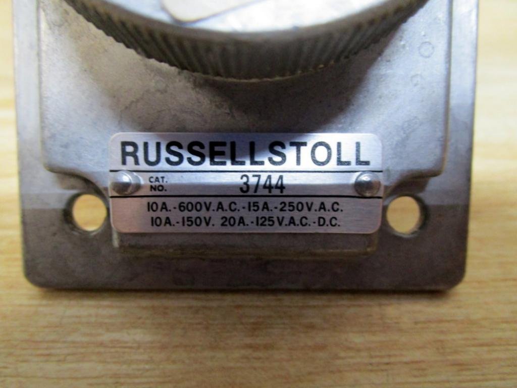 Russell & Stoll 3744 Receptacle Only No Box