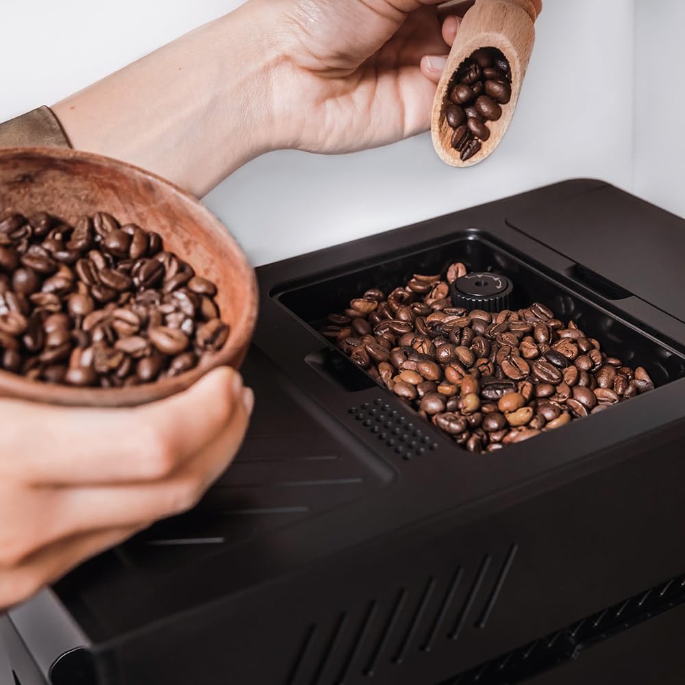 Cecotec Macchina da Caffè Superautomatica Cremmaet Compact. 1450W, Superautomatica, 19 Bar, Thermoblock, Serbatoio Caffè 150g, Serbatoio Acqua 1,1L, Pulizia Automatica